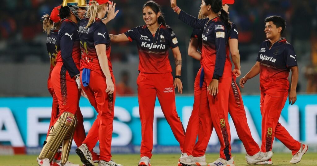 RCB Pull Off Record WPL 2025 Chase as Richa Ghosh, Ellyse Perry Shine Against Gujarat Giants