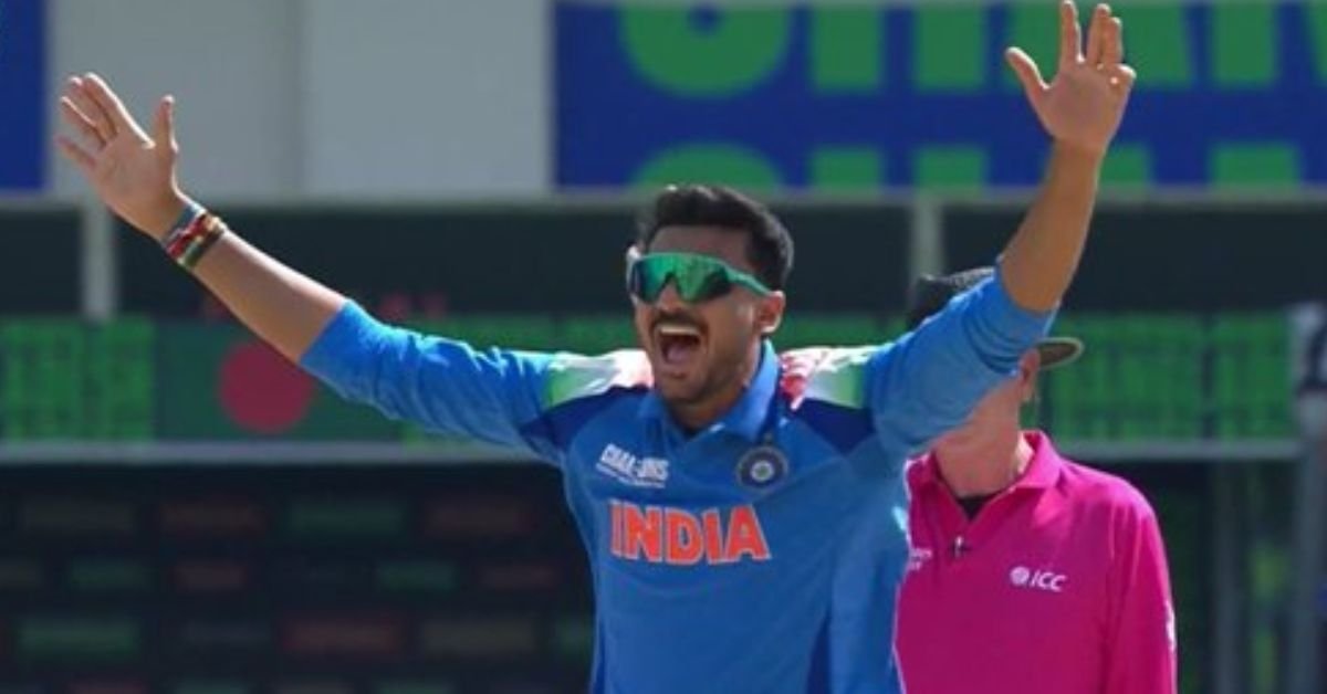 Rohit Sharma Drops Axar Patel’s Hat-Trick Catch, Reacts with Frustration & Apology 1 Rohit Sharma Drops Axar Patel’s Hat-Trick Catch, Reacts with Frustration & Apology